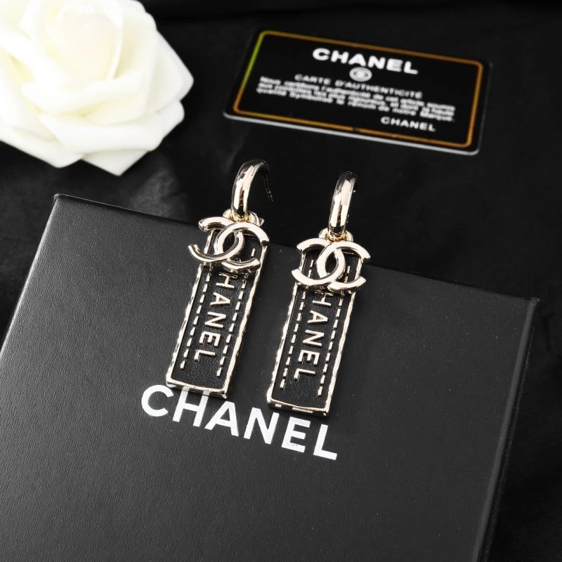 FreshLook Chanel Earrings 231142