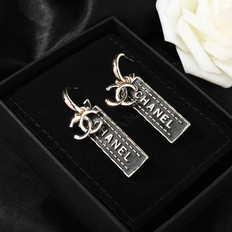 FreshLook Chanel Earrings 231142