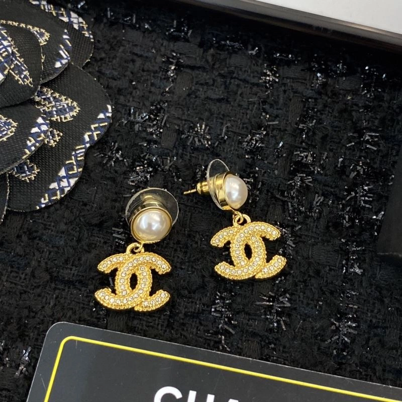 WaterResistant Chanel Earrings 231102