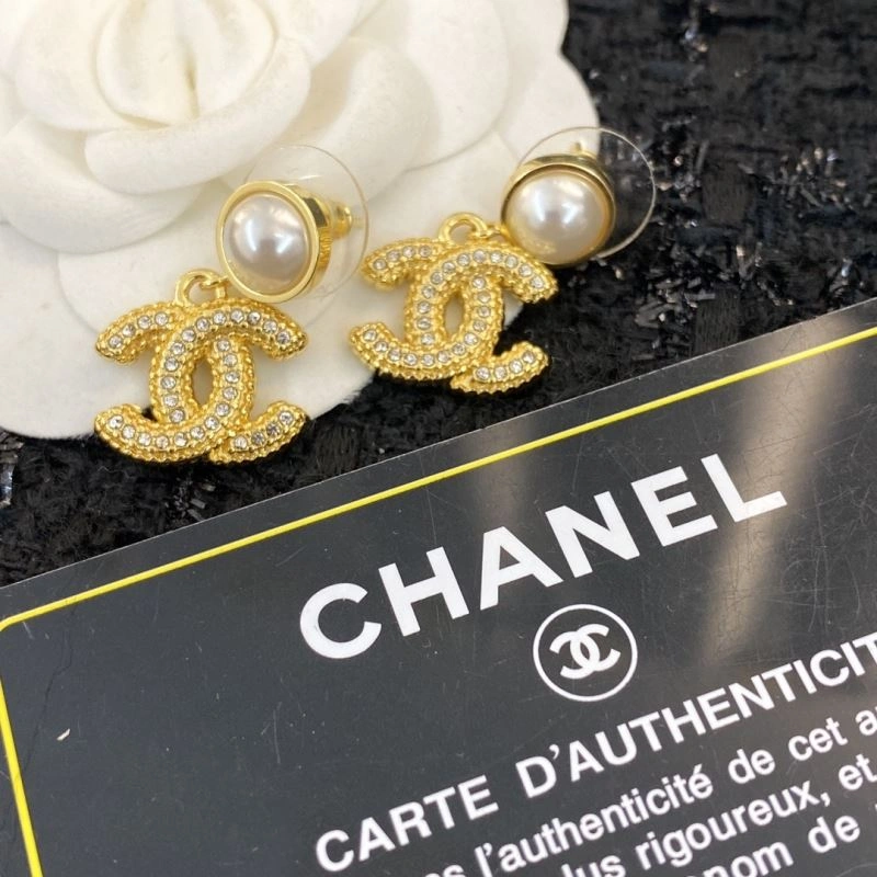 WaterResistant Chanel Earrings 231102