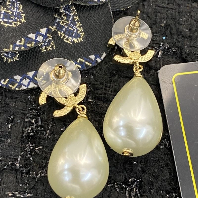 Chanel Earrings WellDesigned 231099