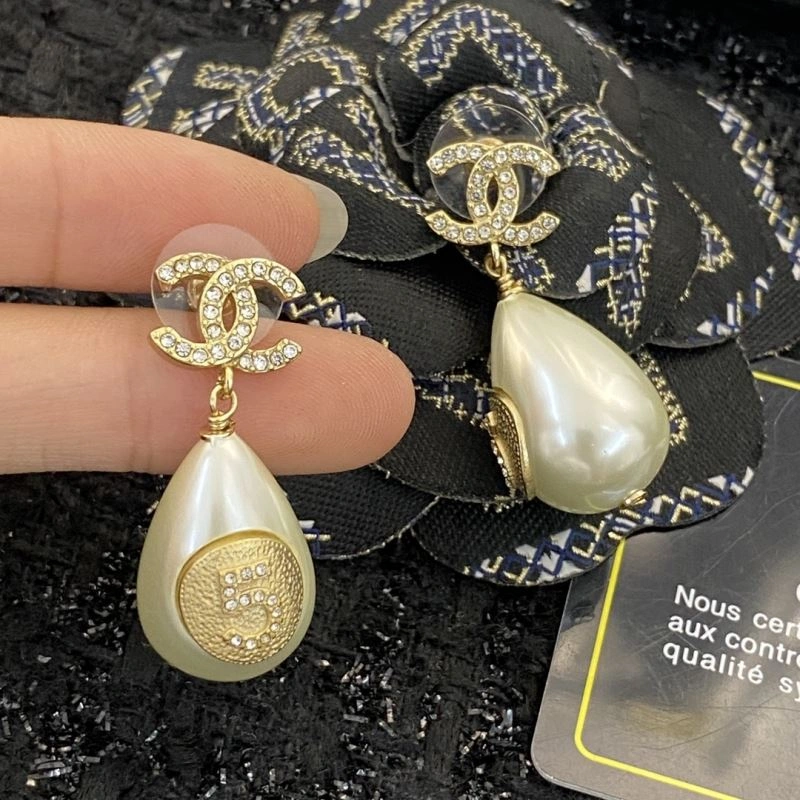 Chanel Earrings WellDesigned 231099