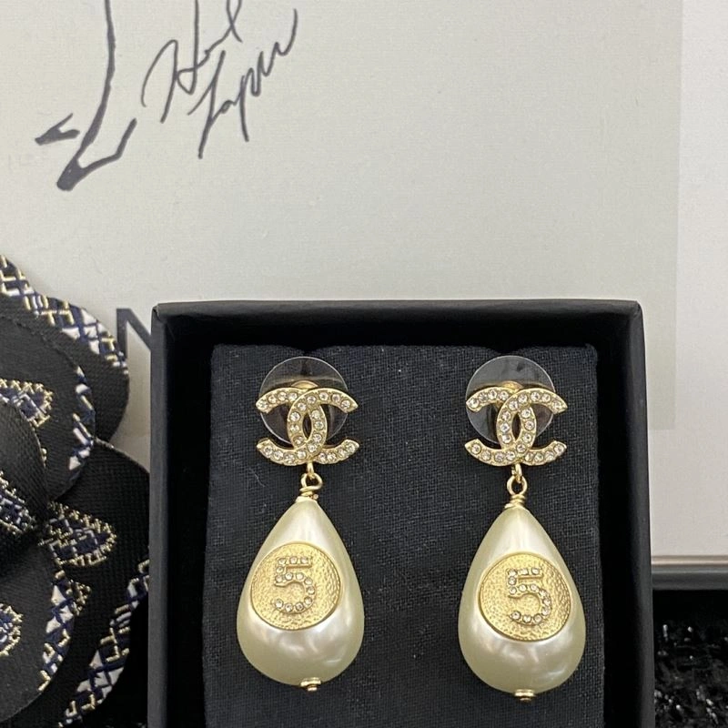 Chanel Earrings WellDesigned 231099