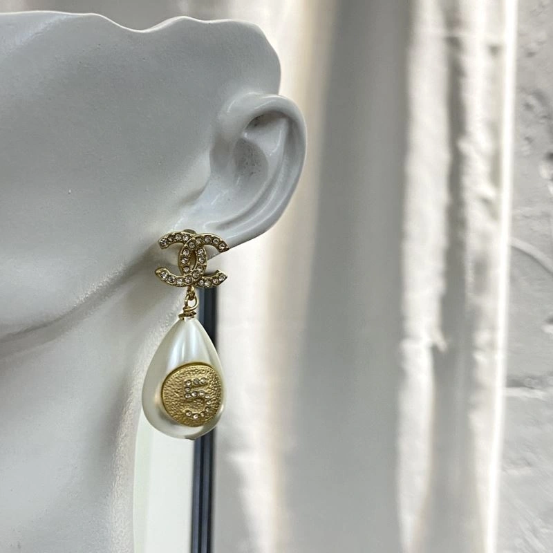 Chanel Earrings WellDesigned 231099