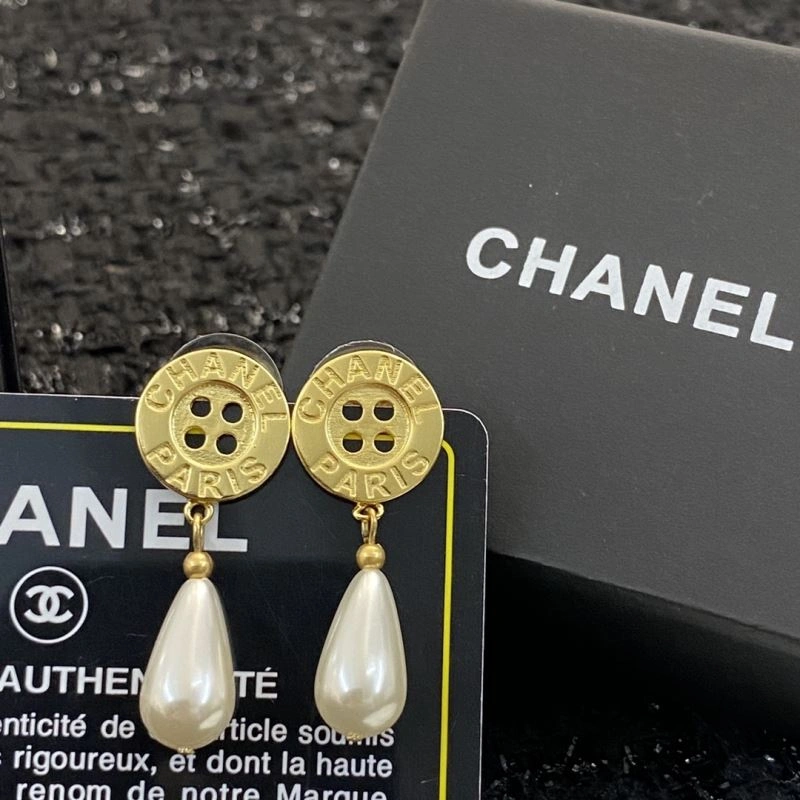 Chanel Earrings Bold 231078