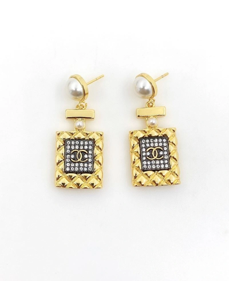 Chanel Earrings SmoothTexture 231065