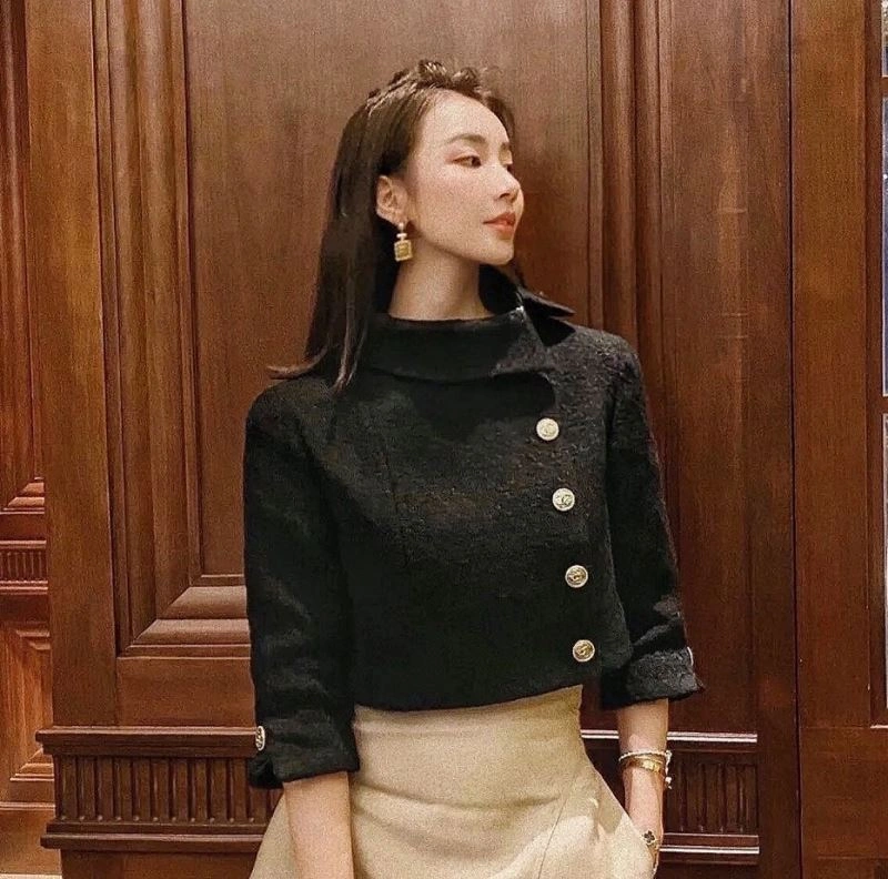 Chanel Earrings SmoothTexture 231065