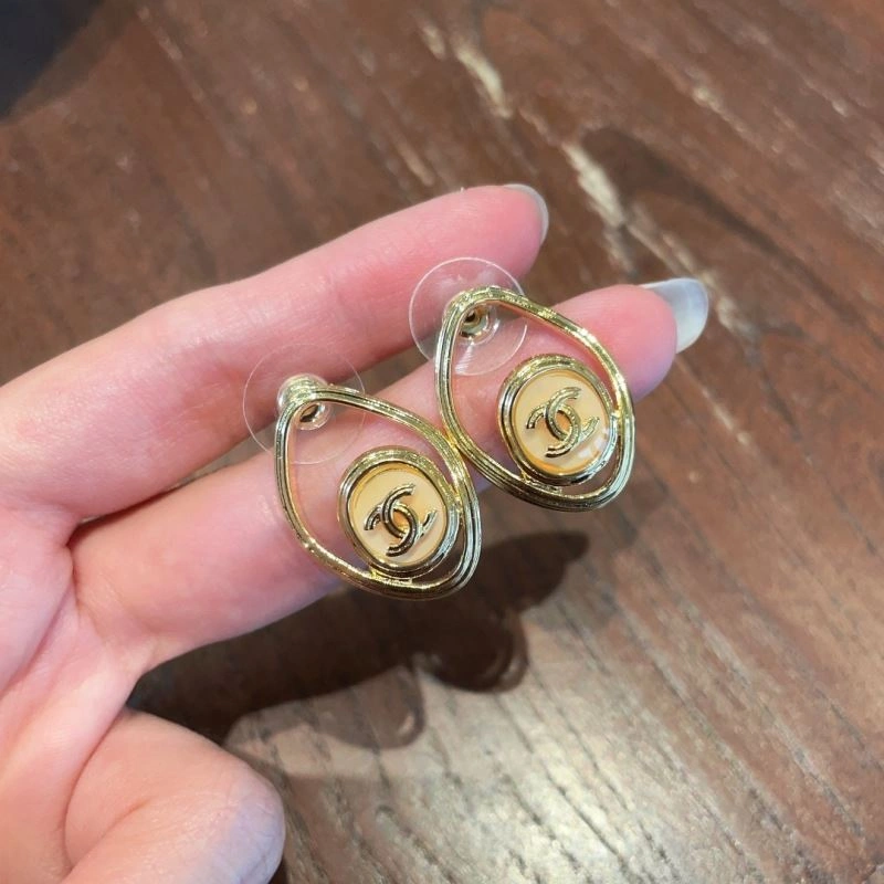 Colorful Chanel Earrings 231060