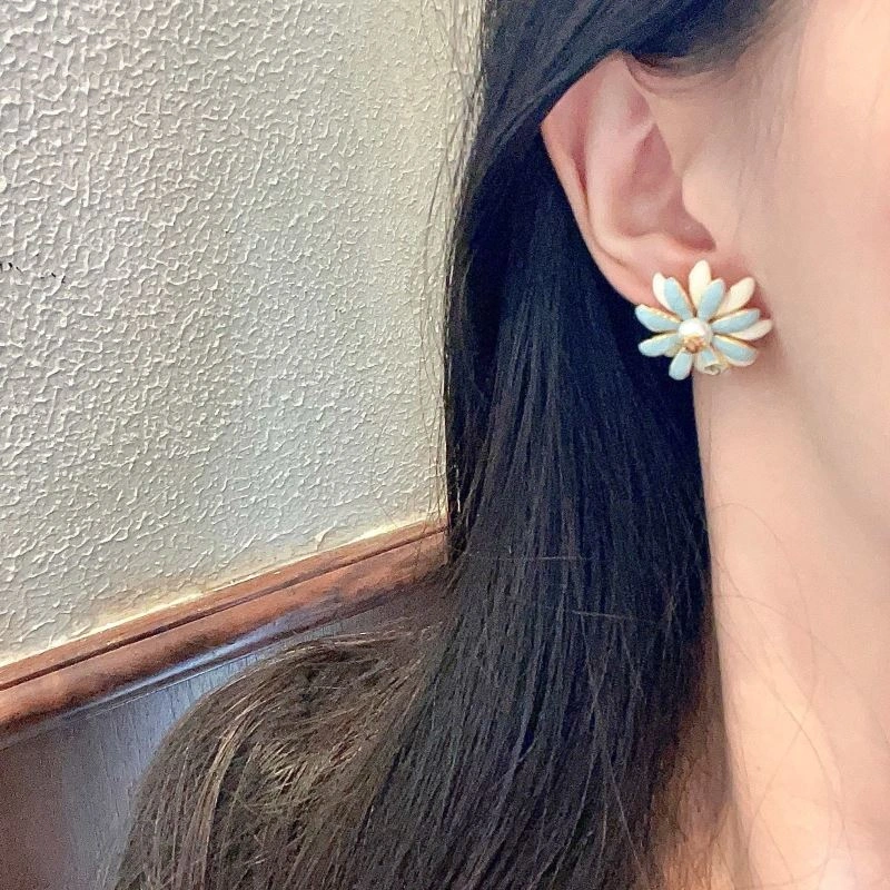 ZipUp Chanel Earrings 231061