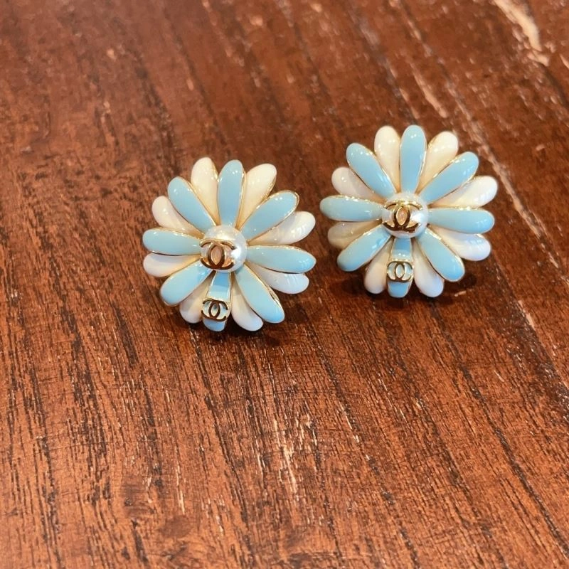 ZipUp Chanel Earrings 231061