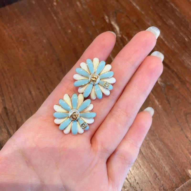 ZipUp Chanel Earrings 231061