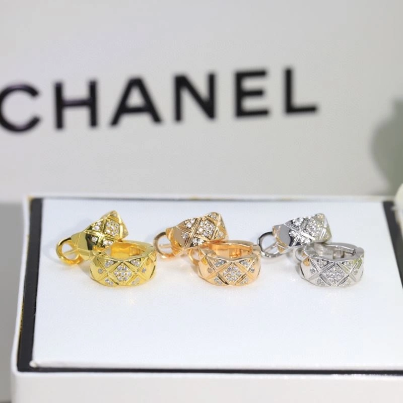 Chanel Earrings Lightweight 231091