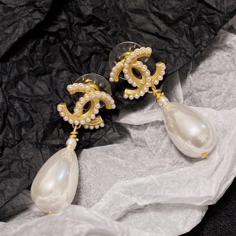 Versatile Chanel Earrings 230765