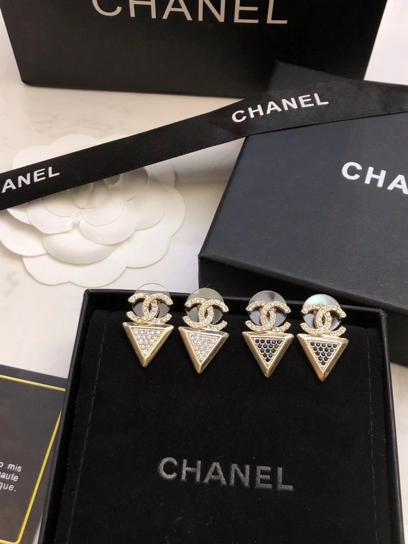 Affordable Chanel Earrings 230794