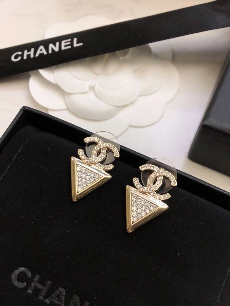 Affordable Chanel Earrings 230794
