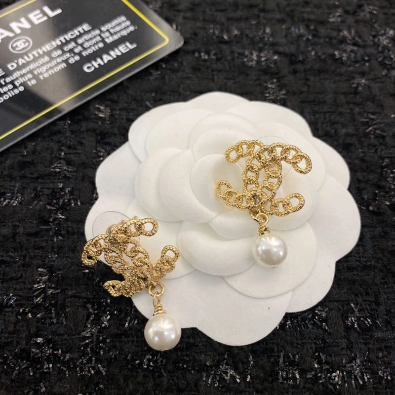 WrinkleFree Chanel Earrings 230757