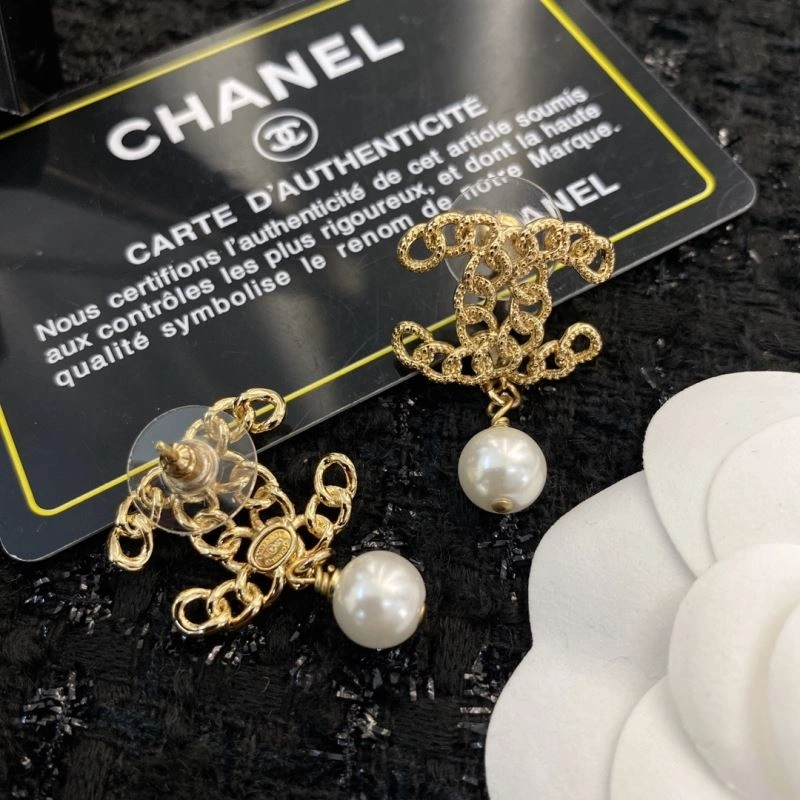 WrinkleFree Chanel Earrings 230757