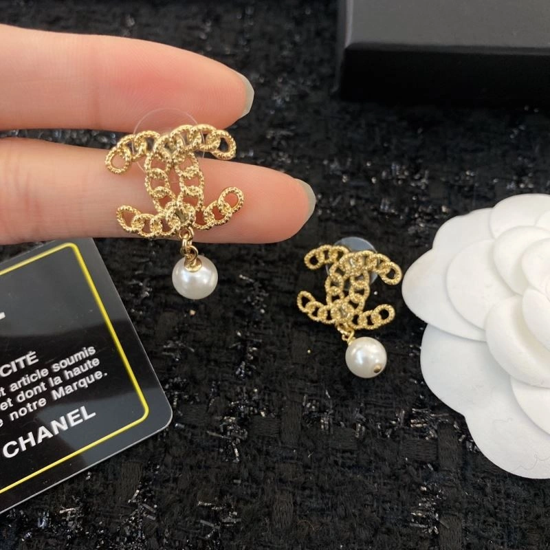 WrinkleFree Chanel Earrings 230757