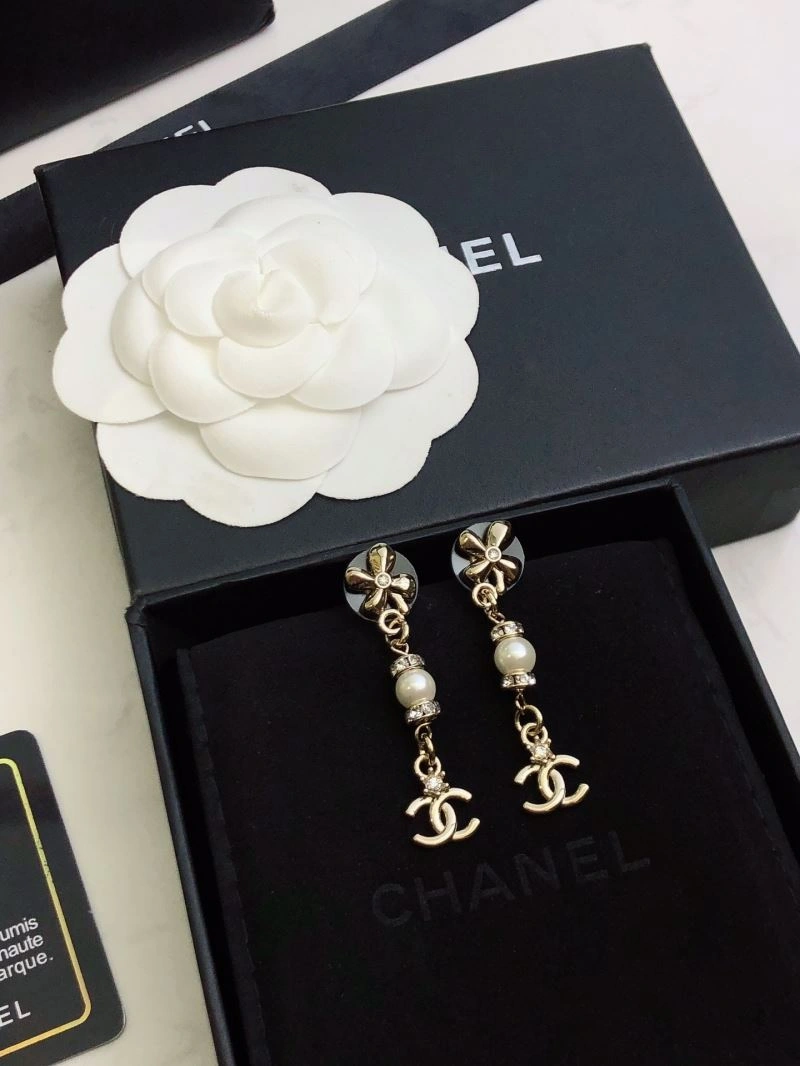 Chanel Earrings SmoothTexture 230751