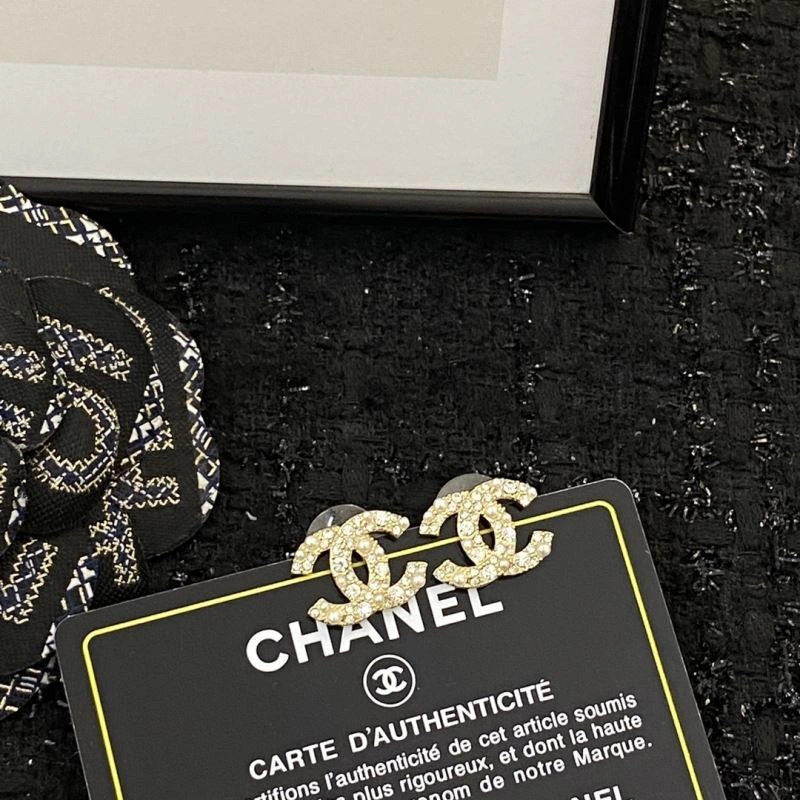 Popular Chanel Earrings 230742