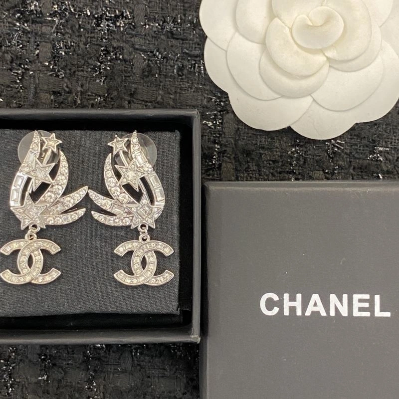 Chanel Earrings Tailored 230744