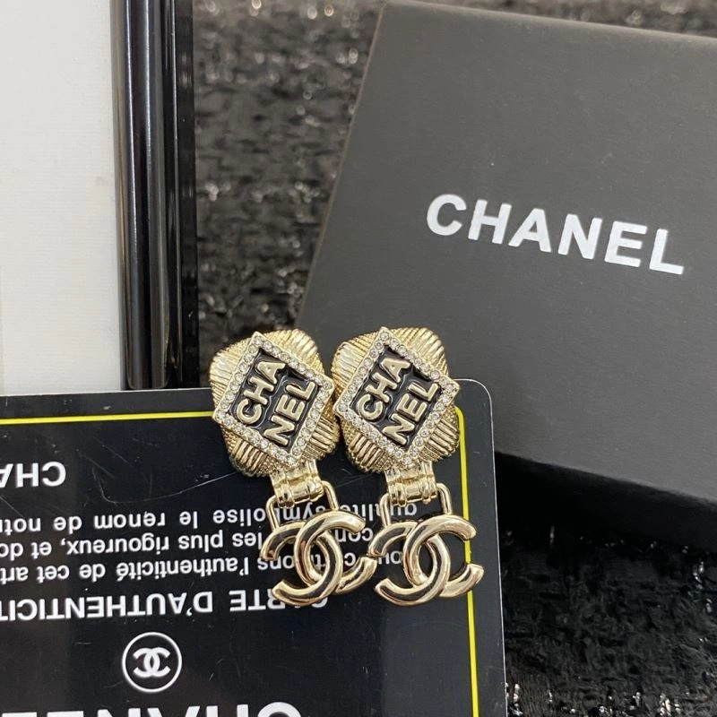 Chanel Earrings Premium 230811