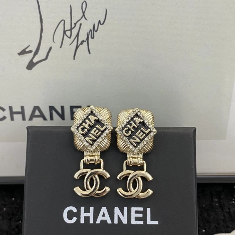 Chanel Earrings Premium 230811
