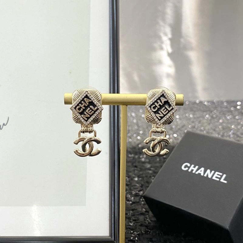 Chanel Earrings Premium 230811