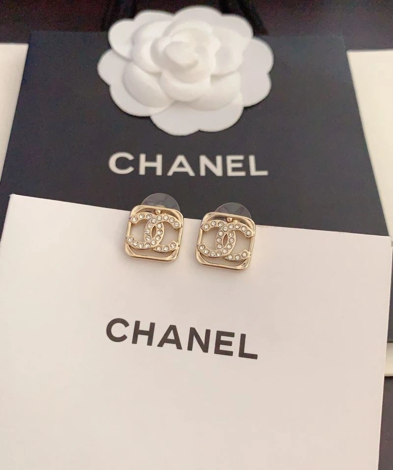 Affordable Chanel Earrings 230739