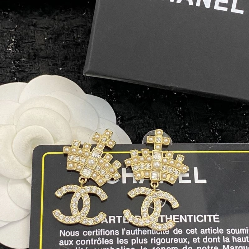 MoistureWicking Chanel Earrings 230740