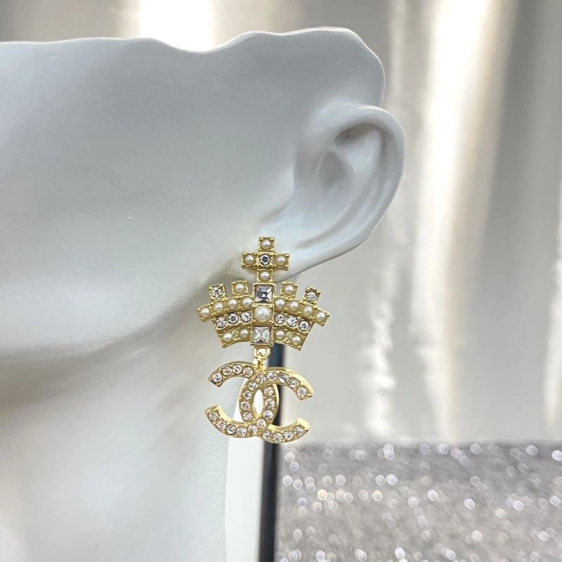 MoistureWicking Chanel Earrings 230740
