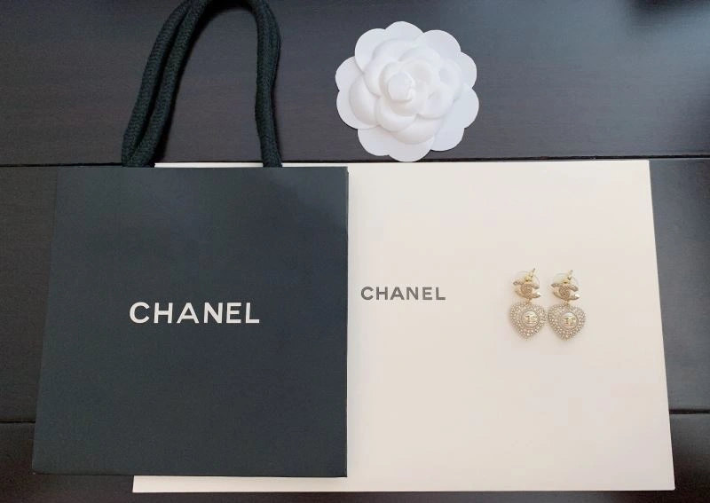 OdorResistant Chanel Earrings 230737