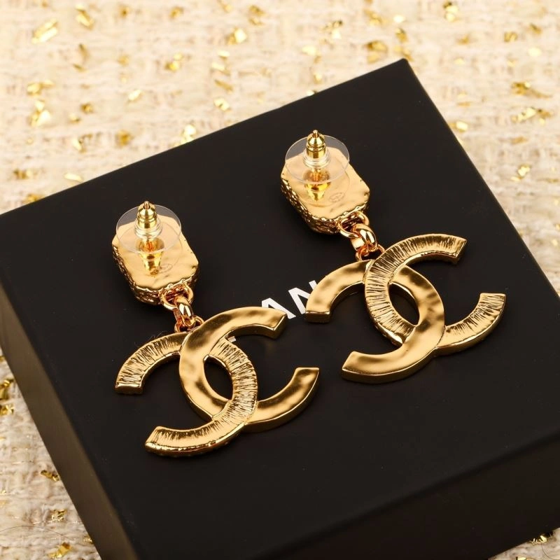Popular Chanel Earrings 230730