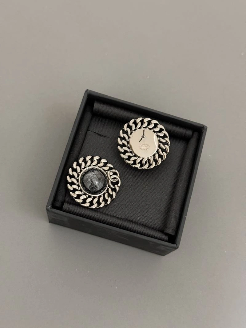 Chanel Earrings Affordable 230747
