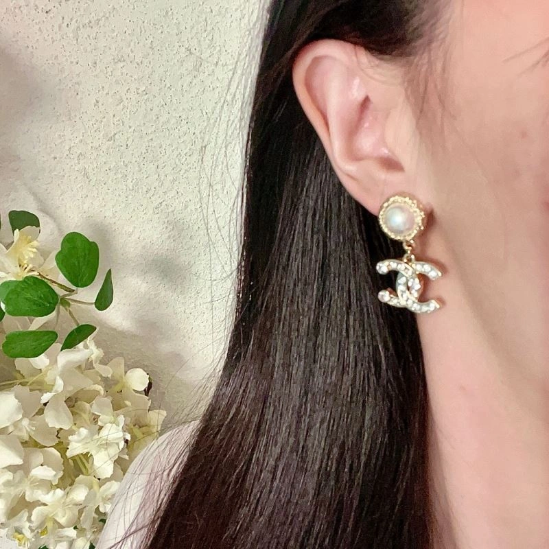 Chanel Earrings Neat 230767