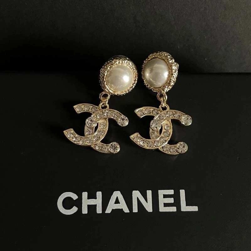 Chanel Earrings Neat 230767