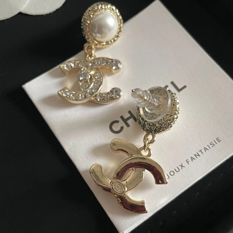 Chanel Earrings Neat 230767