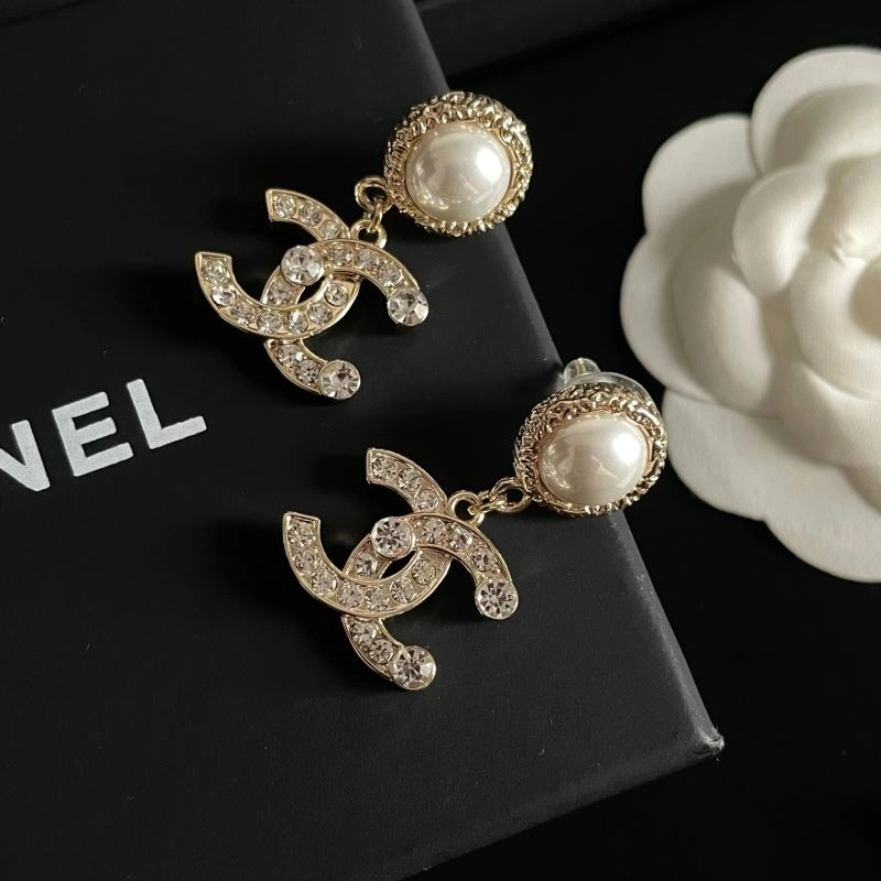 Chanel Earrings Neat 230767