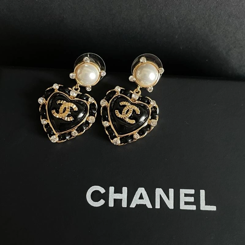 WellDesigned Chanel Earrings 230729