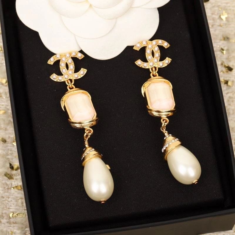 FashionForward Chanel Earrings 230711