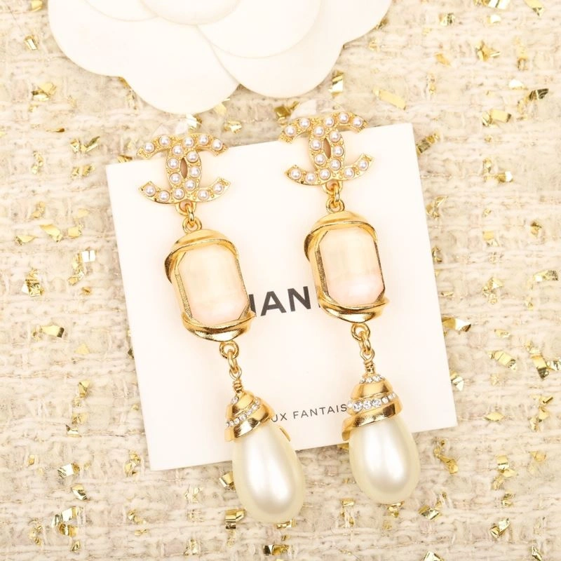 FashionForward Chanel Earrings 230711