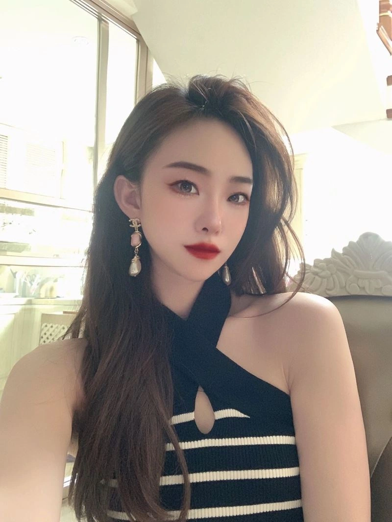 FashionForward Chanel Earrings 230711