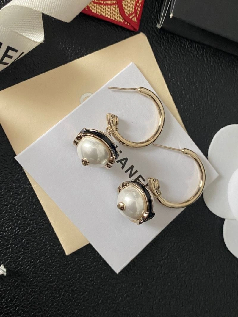 Chanel Earrings EyeCatching 230716