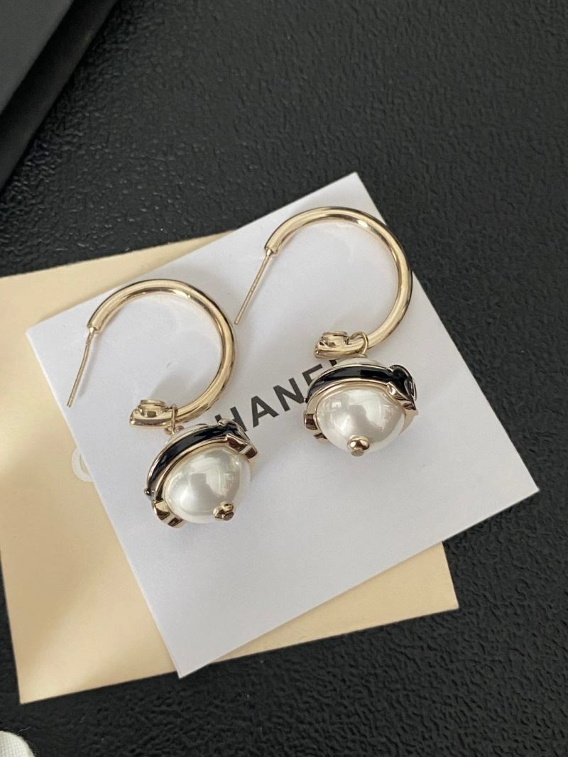 Chanel Earrings EyeCatching 230716