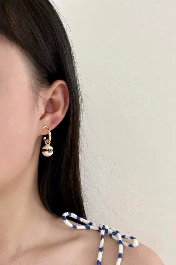 Chanel Earrings EyeCatching 230716