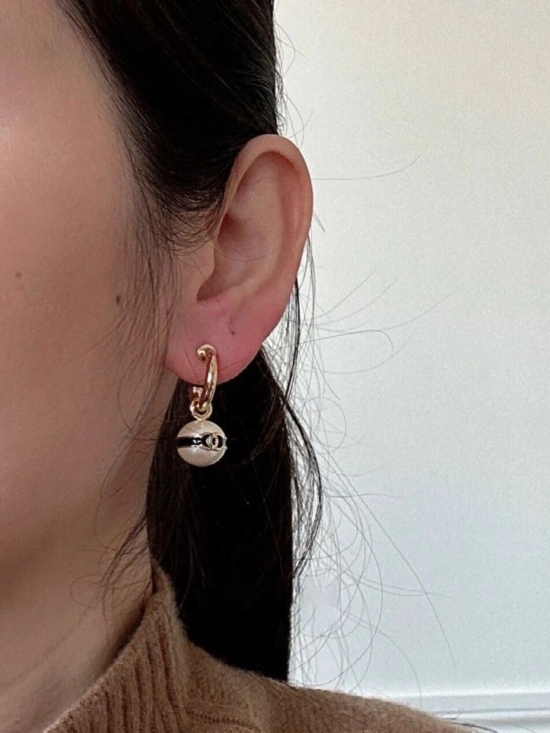 Chanel Earrings EyeCatching 230716