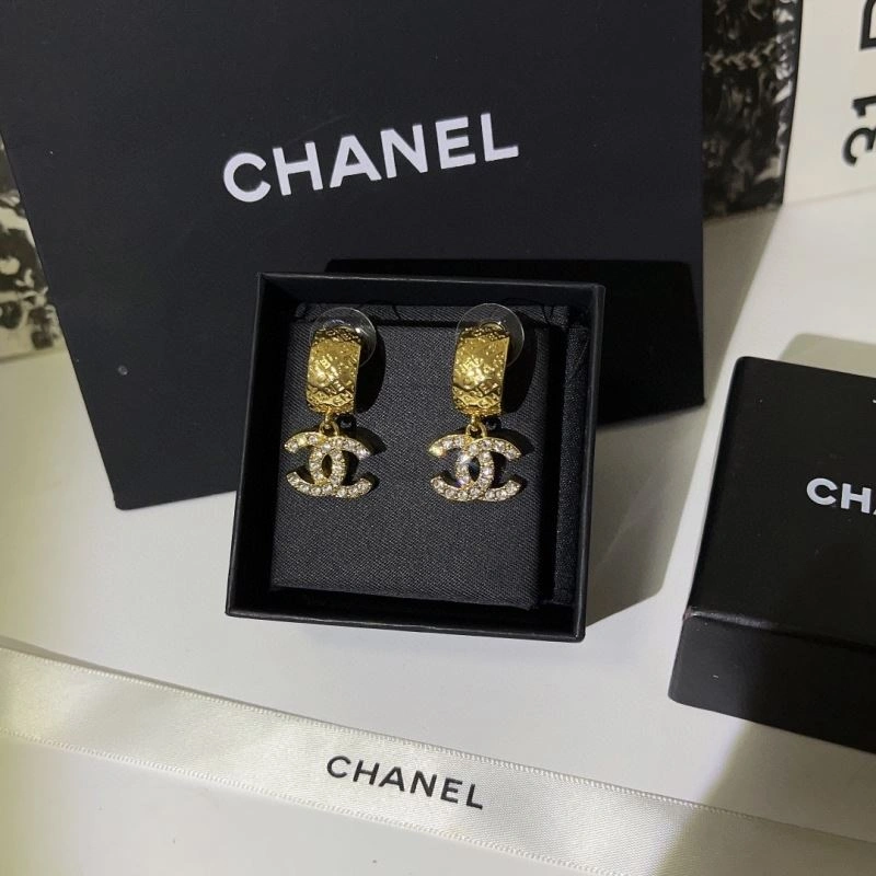 Popular Chanel Earrings 230758