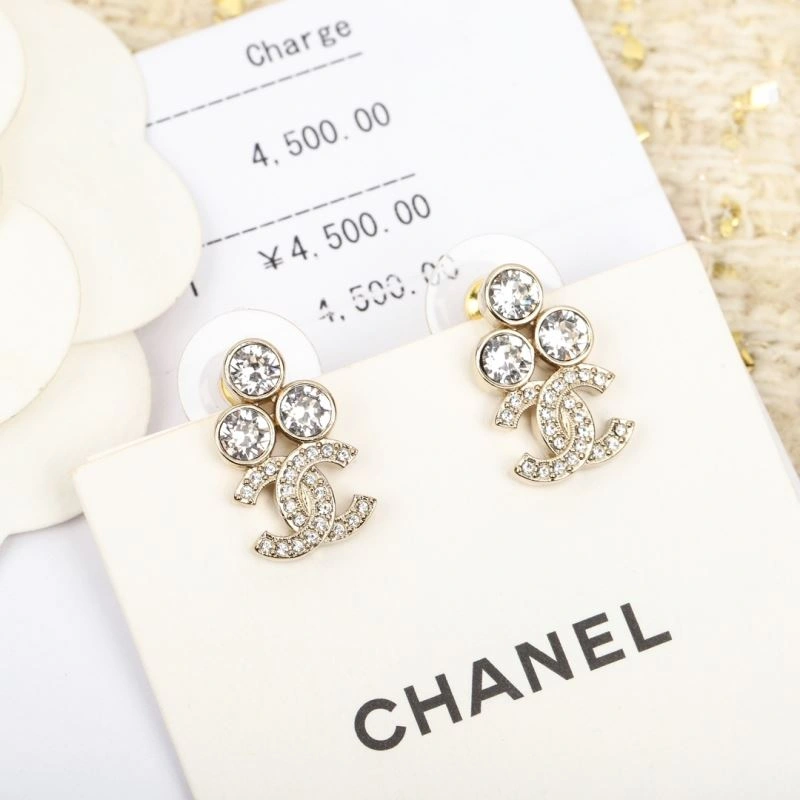 Chanel Earrings Elegant 230752