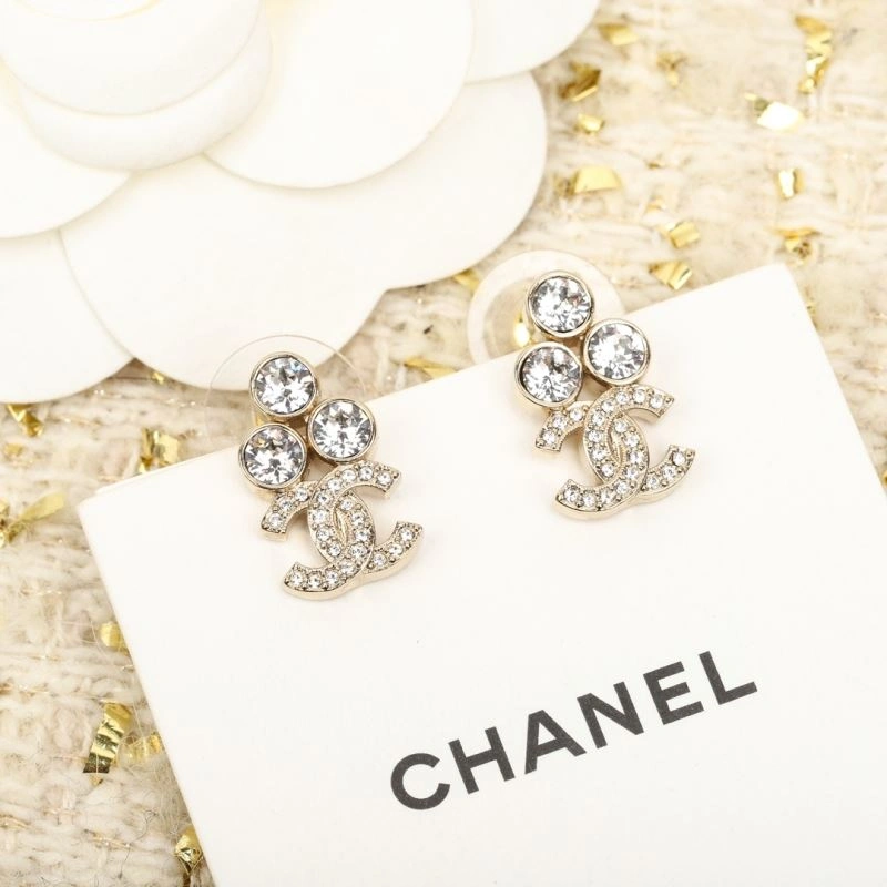 Chanel Earrings Elegant 230752