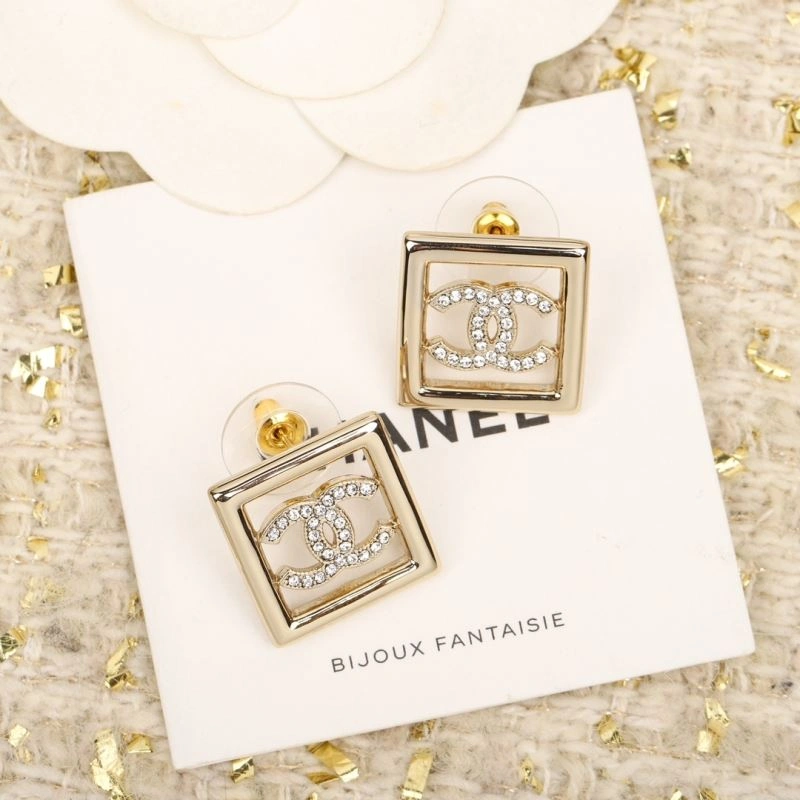 Chanel Earrings Neat 230681